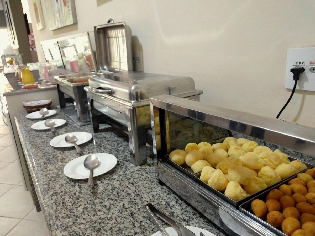 Hotel Santiago Lindóia Eksteriør billede
