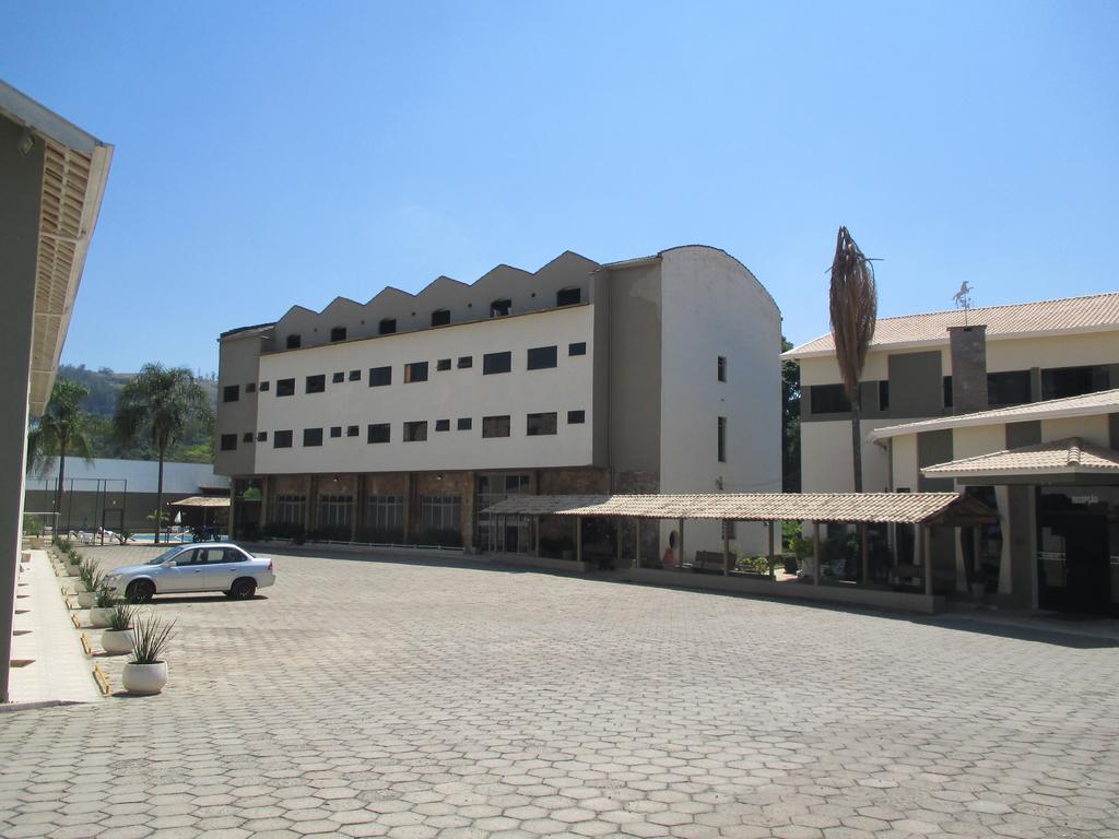 Hotel Santiago Lindóia Eksteriør billede